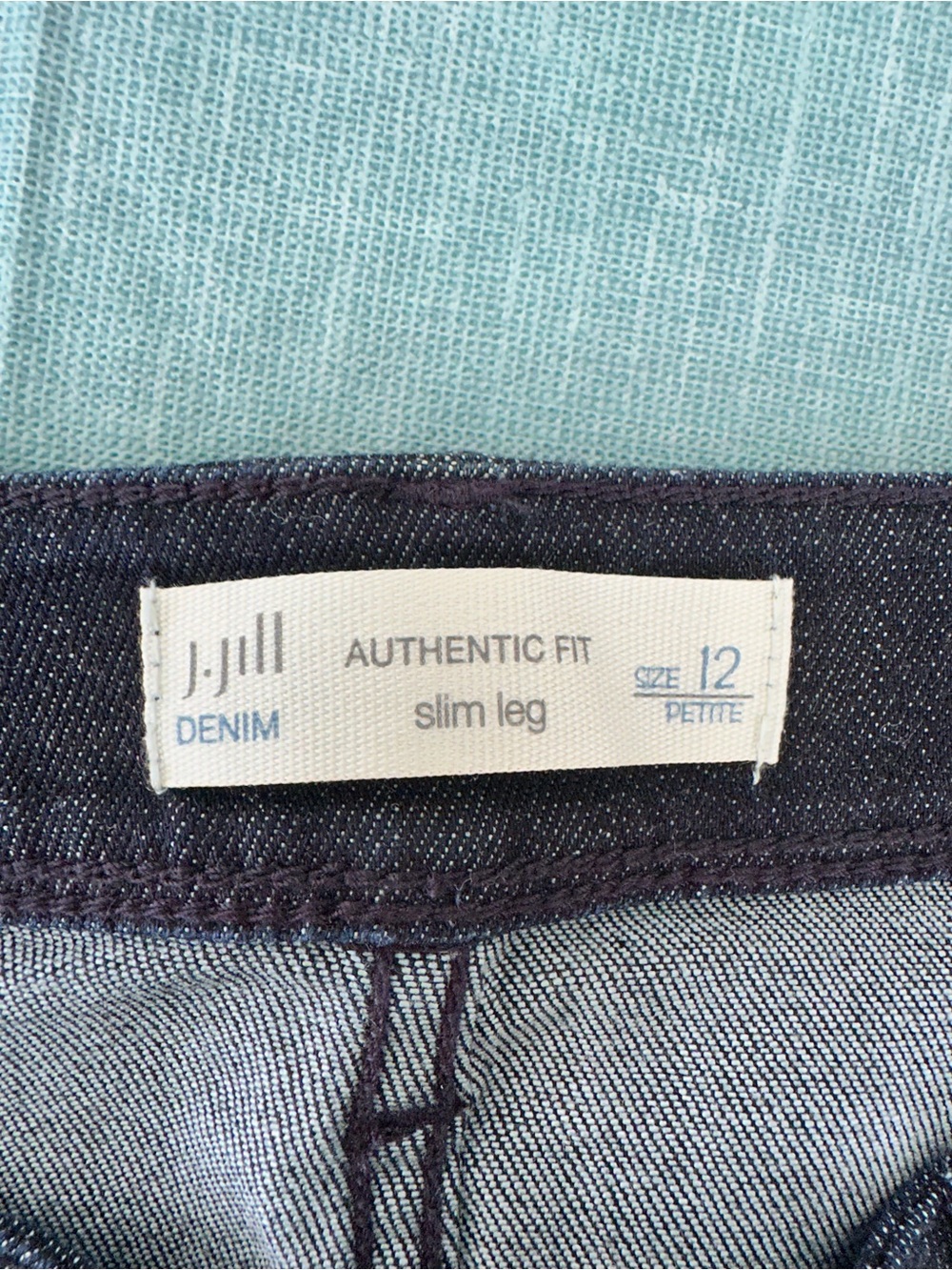 J.Jill Denim Authentic Fit Slim Leg Cropped Jeans Dark Wash 12P - Picture 3 of 7